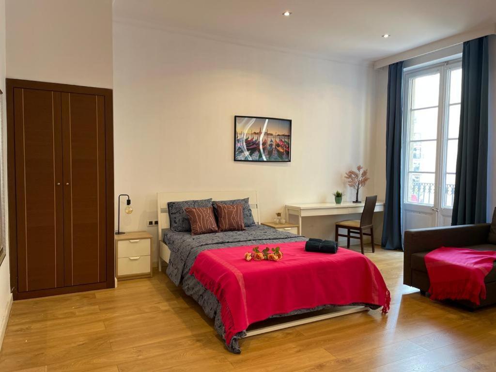 By La Rambla Rooms Барселона Екстер'єр фото